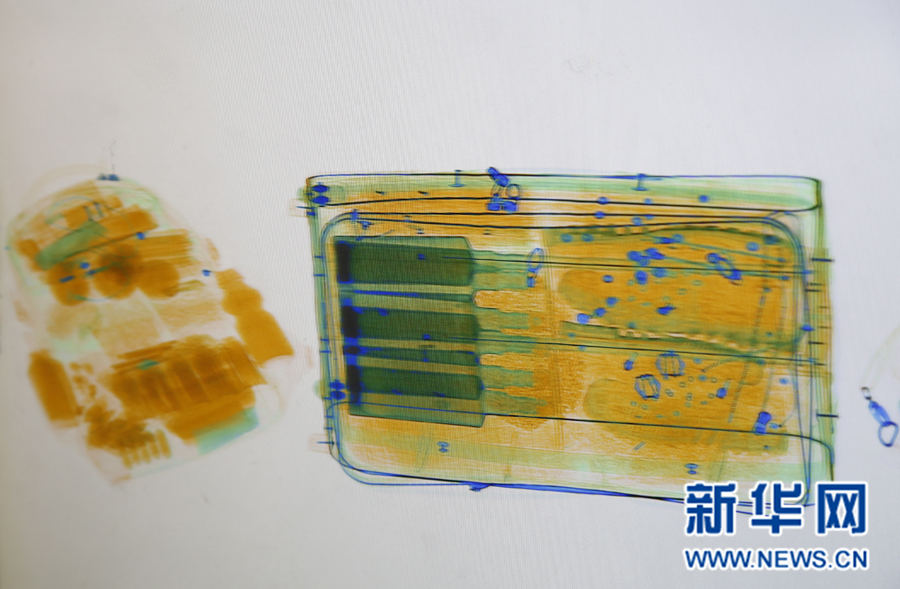 内人来人往,来青海打工的返乡客和在青读书的大学生成为节前主要旅客