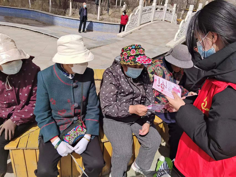 西宁城北：弘扬孝善美德 开启老年人幸福“食”光半岛体育(图1)